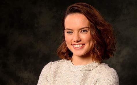 Daisy Ridley Archives